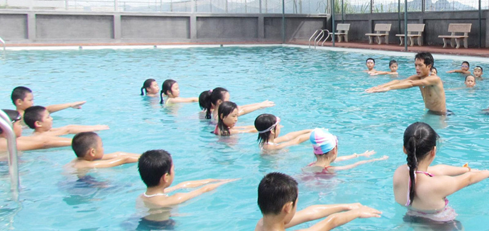Cách học bơi dễ nhất với bài tập khởi động