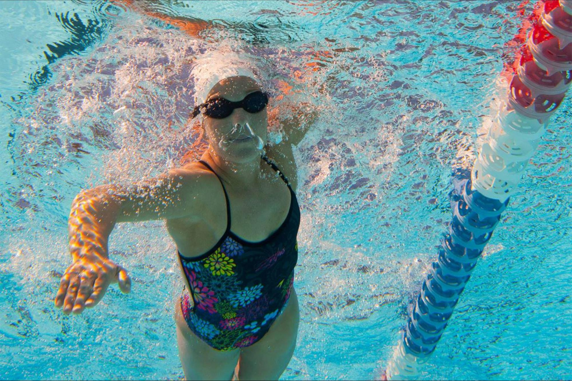 Người lớn học bơi thường gặp phải vấn đề gì? Khắc phục như thế nào?