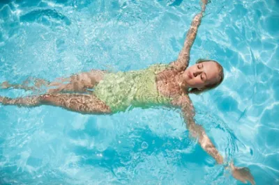 5 lý do tiếp thêm động lực cho bạn học bơi hè này